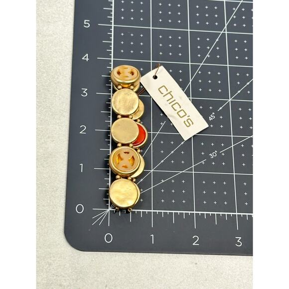 Chicos Bracelet Medallion Red Cream Acrylic Reversible Gold Tone Stretchy NWT - Picture 7 of 7